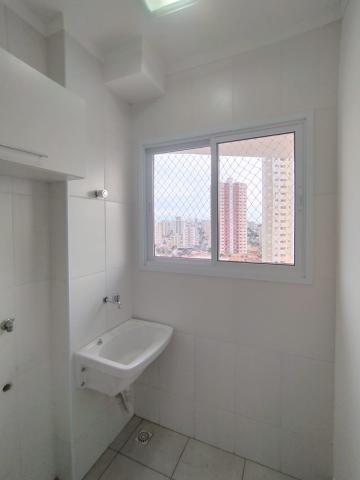 Alugar Apartamento / Padrão em Bauru. apenas R$ 1.700,00