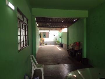 imagem 2 - Residência com cômodos amplos à venda no Jd. Santista imagem 2 - Residência com cômodos amplos à venda no Jd. Santista