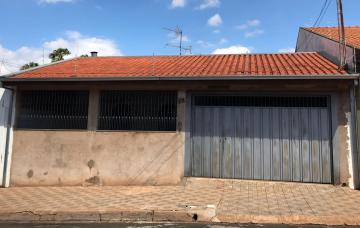 Alugar Casa / Residencia em Jaú. apenas R$ 390.000,00