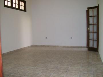 Alugar Casa / Padrão em Bauru. apenas R$ 1.200,00