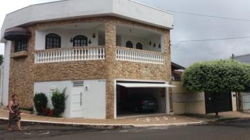 Alugar Casa / Padrão em Bauru. apenas R$ 3.700,00