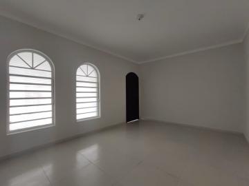 Alugar Casa / Residência em Jaú. apenas R$ 1.300,00