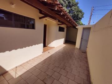 Alugar Casa / Padrão em Bauru. apenas R$ 1.750,00