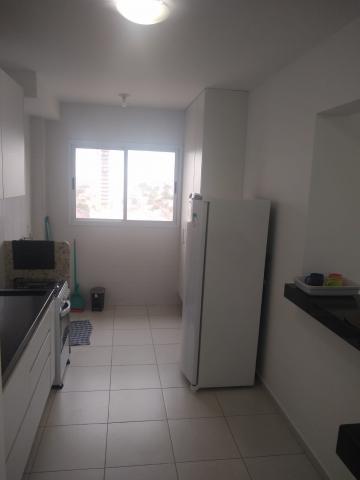 Alugar Apartamento / Padrão em Lençóis Paulista. apenas R$ 1.550,00
