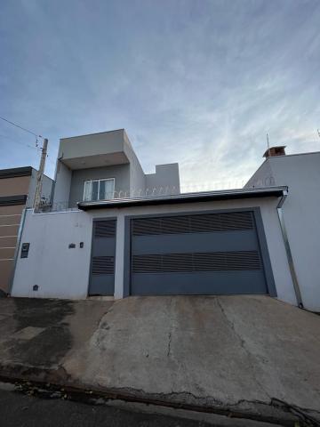 Alugar Casa / Padrão em Bauru. apenas R$ 340.000,00