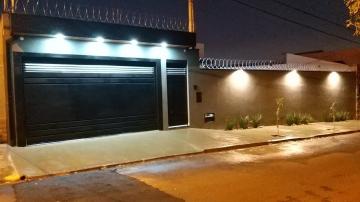 Alugar Casa / Padrão em Bauru. apenas R$ 690.000,00