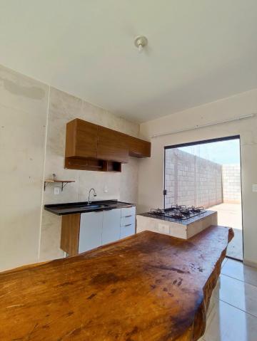 RESIDENCIA COM 02 DORMITÓRIOS, PRÓXIMO A AV. NAÇÕES NORTE