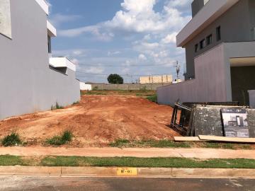 Alugar Terreno / Condomínio em Bauru. apenas R$ 200.000,00