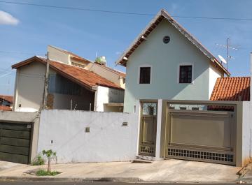 Alugar Casa / Padrão em Bauru. apenas R$ 429.000,00