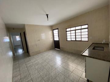Alugar Casa / Padrão em Jaú. apenas R$ 1.050,00