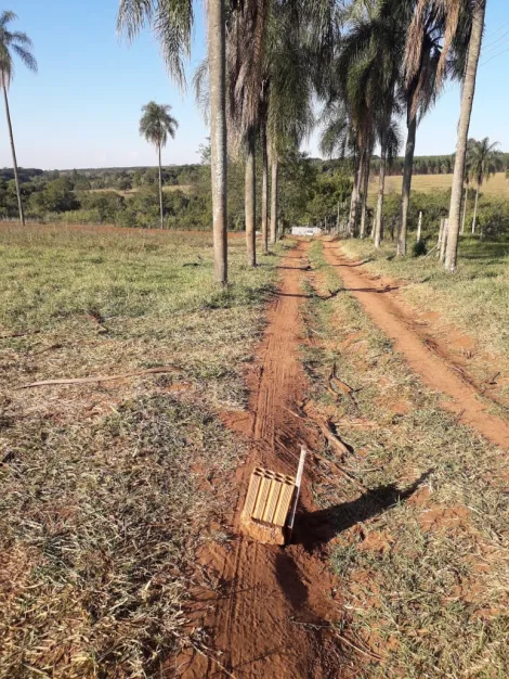 ÁREA PRÓXIMO AO RECANTO DOS NOBRES