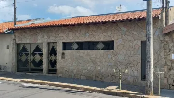 Alugar Casa / Padrão em Bauru. apenas R$ 450.000,00