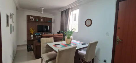 Excelente apartamento com 03 dormitórios - Cibele