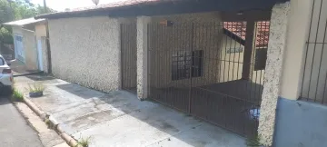 Alugar Casa / Padrão em Agudos. apenas R$ 380.000,00