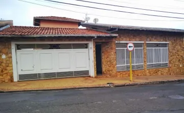 Alugar Casa / Padrão em Bauru. apenas R$ 421.000,00