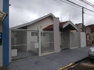 ÓTIMA CASA COMERCIAL AO LADO DA PRAÇA DAS CEREJEIRAS!