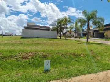 Terreno bem localizado no Residencial Tamboré