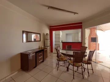 Alugar Casa / Padrão em Bauru. apenas R$ 440.000,00