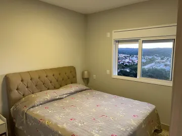 Lindo apartamento com 03 suítes, completo em armários