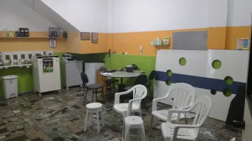 LINDO SOBRADO COM SALA COMERCIAL