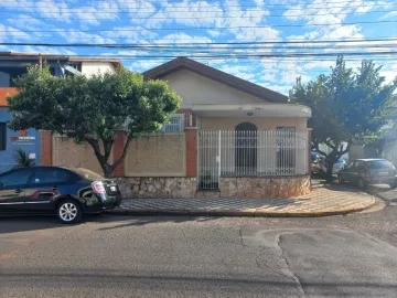 Alugar Casa / Padrão em Bauru. apenas R$ 795.000,00