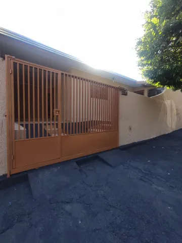 Alugar Casa / Residência em Bauru. apenas R$ 1.400,00