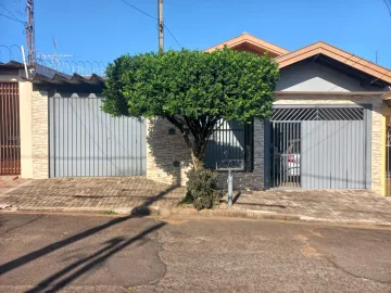 Alugar Casa / Padrão em Bauru. apenas R$ 580.000,00