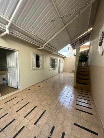 Alugar Casa / Residência em Botucatu. apenas R$ 480.000,00