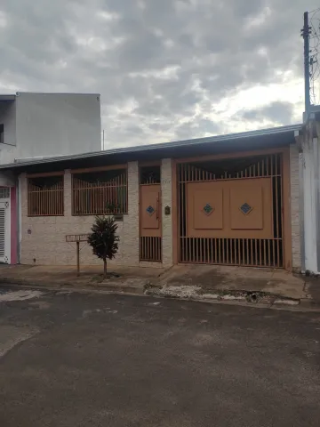 Alugar Casa / Residência em Bauru. apenas R$ 299.000,00