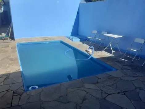 CASA COM PISCINA - PARQUE SANTA CECILIA