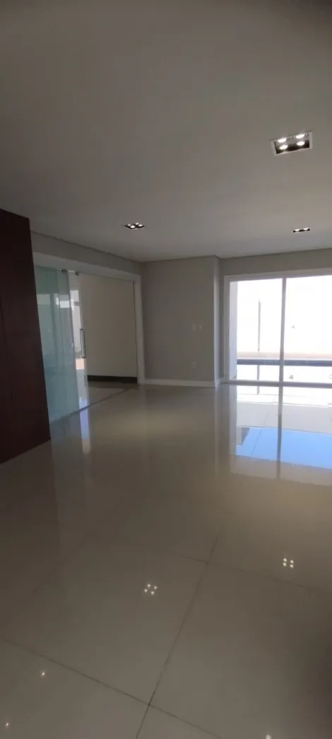 Alugar Casa / Condomínio em Bauru. apenas R$ 1.950.000,00