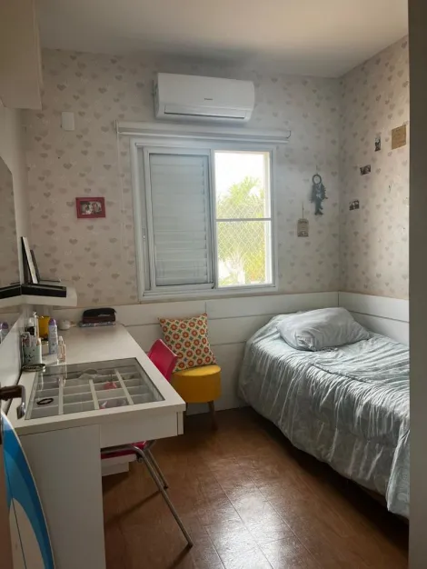 Linda residência de 03 dormitórios - Le ville