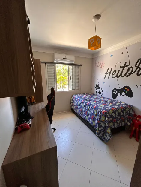 Linda residência com 03 dormitórios - Villa Felicita