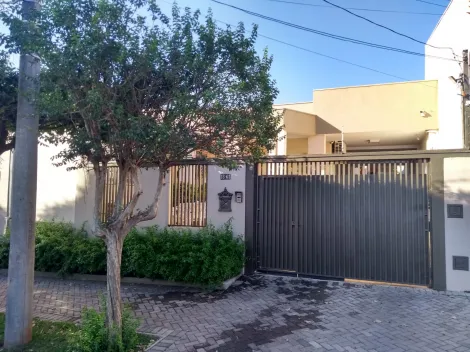 Alugar Casa / Padrão em Bauru. apenas R$ 850.000,00