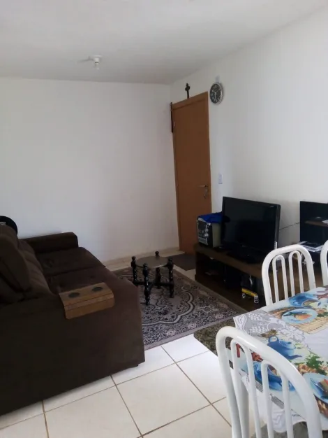 Alugar Apartamento / Mobiliado em Botucatu. apenas R$ 1.000,00
