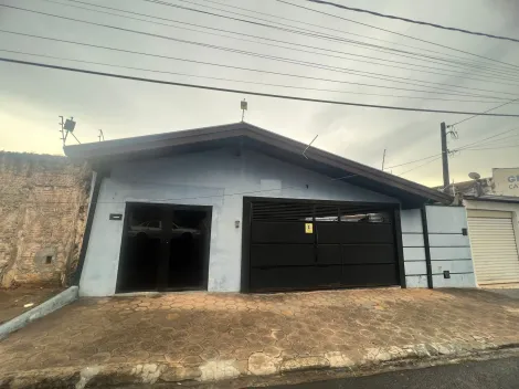 Alugar Casa / Padrão em Bauru. apenas R$ 570.000,00