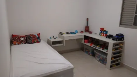 Residência moderna, completa em armários - Isaura Pitta Garms