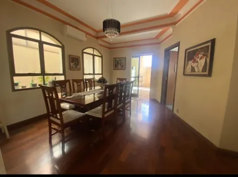 Alugar Casa / Padrão em Bauru. apenas R$ 800.000,00
