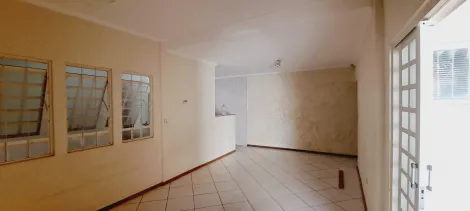 Linda residência com 02 dormitórios - Vila Ipiranga