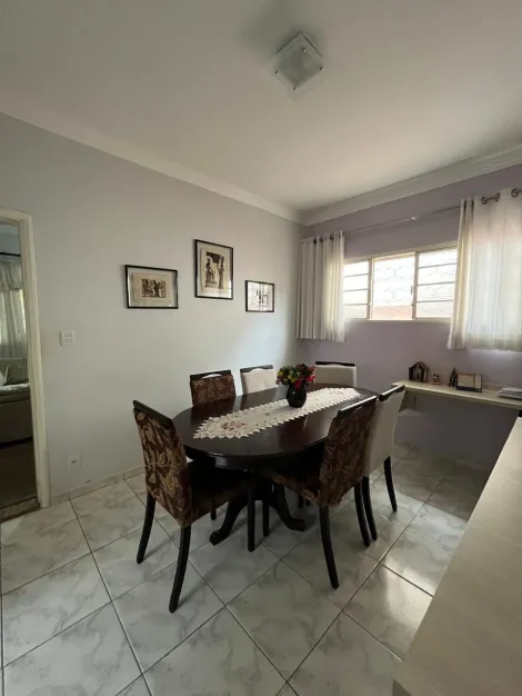 Excelente residência com 03 dormitórios - Vila Souto