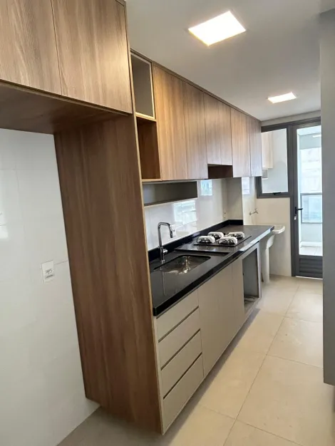 Alugar Apartamento / Padrão em Bauru. apenas R$ 4.500,00