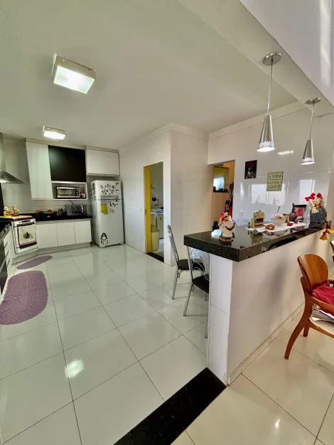 Piratininga Centro Casa Venda R$1.900.000,00 Condominio R$340,00 4 Dormitorios 5 Vagas Area do terreno 1400.00m2 Area construida 450.00m2
