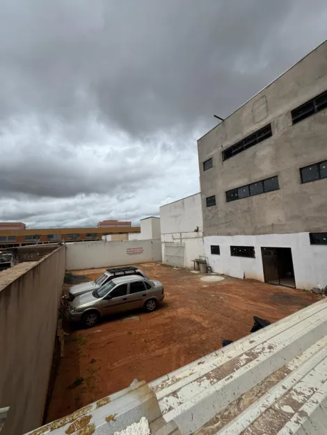 imagem 4 - EXCELENTE PRÉDIO NOVO LOCALIZADO EM UMA DAS MAIS MOVIMENTADAS AVENIDAS DE BAURU imagem 4 - EXCELENTE PRÉDIO NOVO LOCALIZADO EM UMA DAS MAIS MOVIMENTADAS AVENIDAS DE BAURU