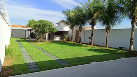 Alugar Casa / Residência em Bauru. apenas R$ 3.000,00
