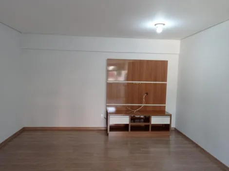 Alugar Apartamento / Padrão em Botucatu. apenas R$ 1.600,00