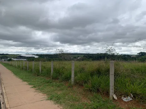 LOTE NA ÁREA COMERCIAL DO LAGO SUL