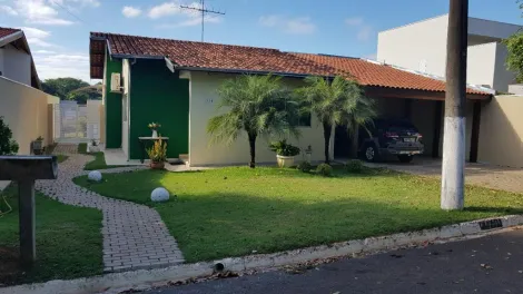 Alugar Casa / Condomínio em Piratininga. apenas R$ 650.000,00