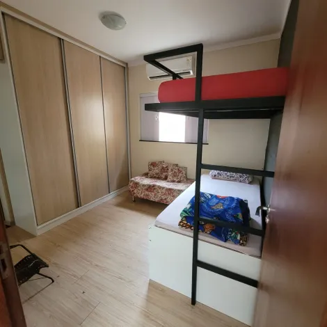 Residência de 3 dormitórios - Jardim Jussara
