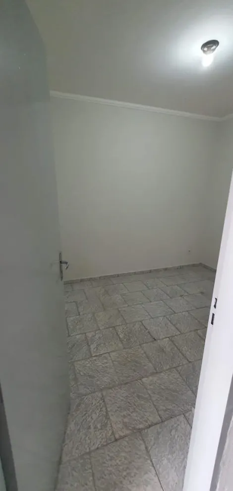 imagem 3 - Ótima Residência Térrea no Isaura Pitta Garms imagem 3 - Ótima Residência Térrea no Isaura Pitta Garms