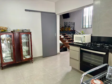 imagem 3 - Casa Exclusiva Próxima à Avenida Getúlio Vargas - Localização Privilegiada em Bauru imagem 3 - Casa Exclusiva Próxima à Avenida Getúlio Vargas - Localização Privilegiada em Bauru